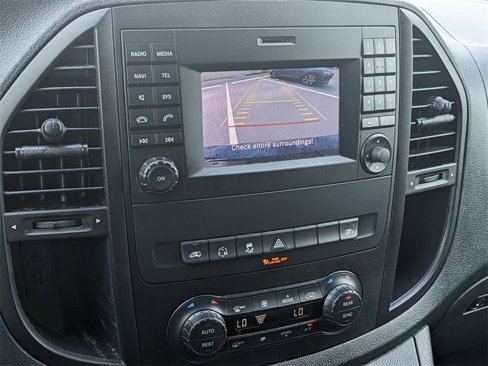 Used 2018 Mercedes-Benz Metris Passenger image 23