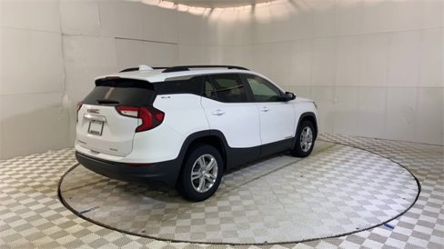 Certified 2023 GMC Terrain SLE w/ Driver Convenience Package image 8