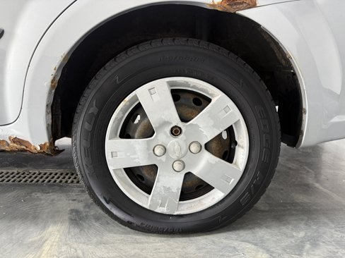 Used 2010 Chevrolet Aveo LT w/ Power and Convenience Package image 14