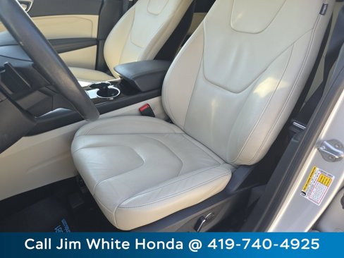 Used 2018 Ford Edge Titanium w/ Technology Package image 24