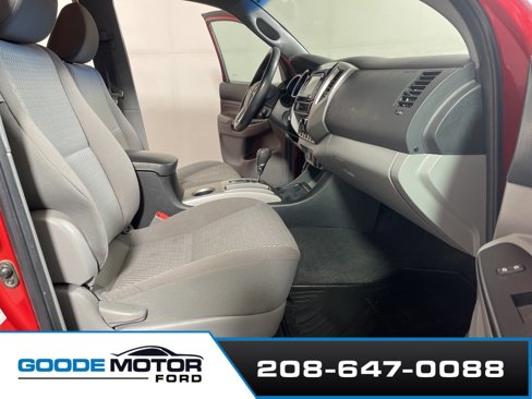 Used 2015 Toyota Tacoma 4x4 Double Cab image 29