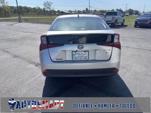 Used 2019 Toyota Prius L Eco image 6