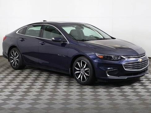 Used 2017 Chevrolet Malibu LT image 48