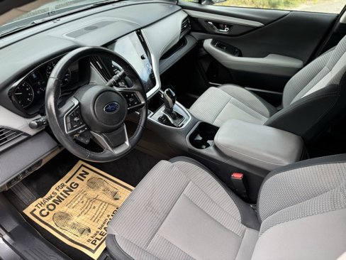 Used 2022 Subaru Outback Premium image 11
