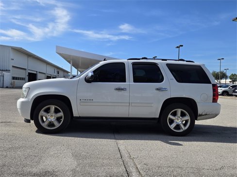 Used 2007 Chevrolet Tahoe LTZ w/ LTZ Preferred Equipment Group image 2