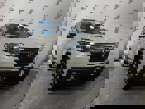 Used 2017 Honda Ridgeline RTL-T image 1