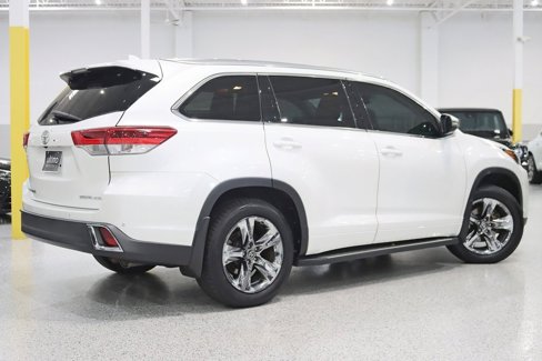 Used 2019 Toyota Highlander Limited Platinum image 9