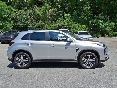 Used 2022 Mitsubishi Outlander Sport ES image 9