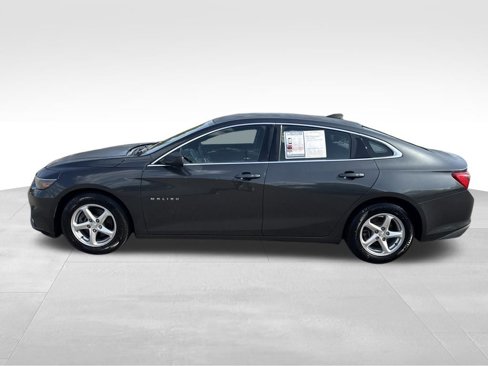 Used 2017 Chevrolet Malibu LS image 2