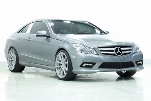 Used 2011 Mercedes-Benz E 550 Coupe image 3