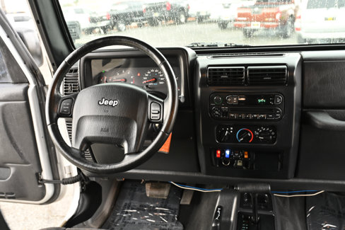 Used 2004 Jeep Wrangler 4WD image 18