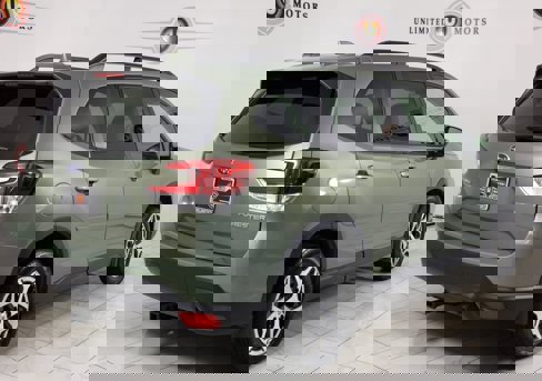 Used 2019 Subaru Forester Premium image 3