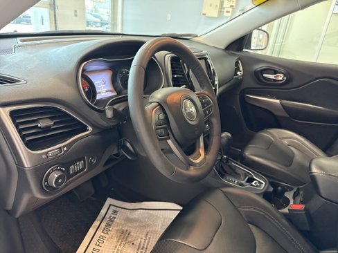 Used 2021 Jeep Cherokee Limited w/ Elite Package image 20