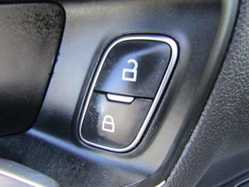 Used 2022 Ford Escape SEL image 18