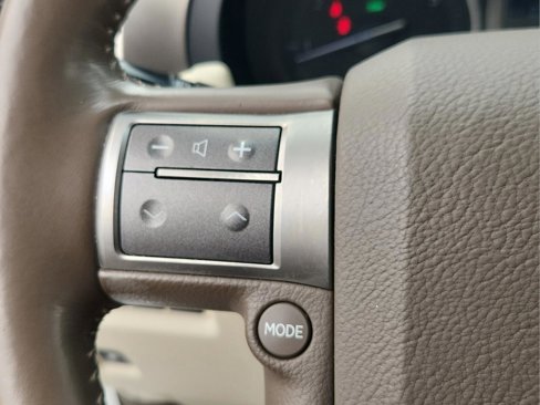 Used 2014 Lexus GX 460 Luxury image 25