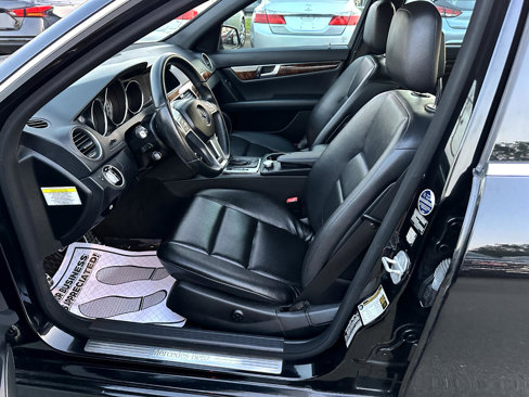 Used 2014 Mercedes-Benz C 250 Sedan image 8