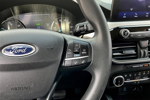 Used 2022 Ford Escape SE image 20