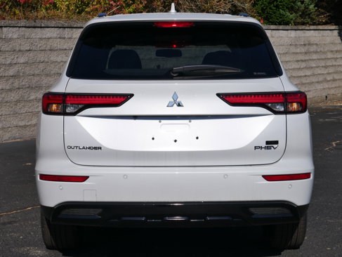 New 2025 Mitsubishi Outlander 4WD Plug-In Hybrid image 5
