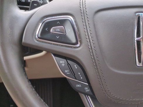 Used 2019 Lincoln MKZ Reserve image 23