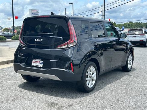 Used 2024 Kia Soul LX w/ Option Group 015 image 5