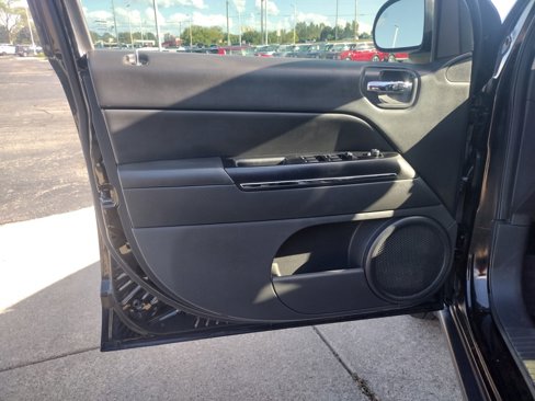 Used 2012 Jeep Compass Limited w/ Sun/Sound Group image 24