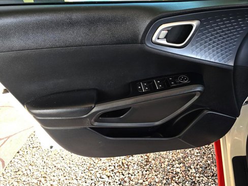 Used 2020 Kia Soul GT-Line image 22
