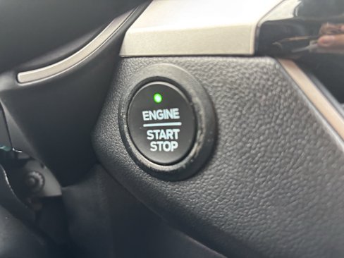 Certified 2021 Ford Escape SEL image 33