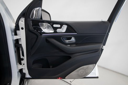 Used 2024 Mercedes-Benz Maybach GLS 600 image 52