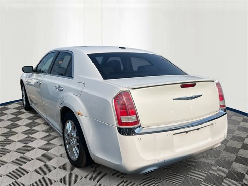 Used 2011 Chrysler 300 Limited w/ Safetytec Group image 2