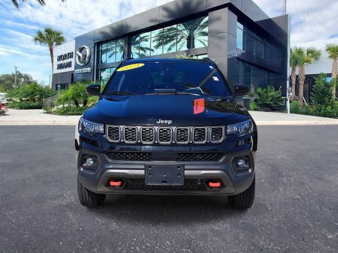 Used 2024 Jeep Compass Trailhawk image 2