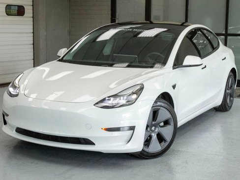 Used 2021 Tesla Model 3 Standard Range Plus image 12