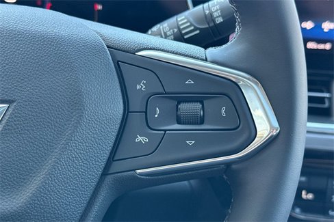 New 2025 Chevrolet Trax ACTIV w/ Sunroof Package image 31