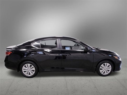 Used 2024 Nissan Sentra S image 8
