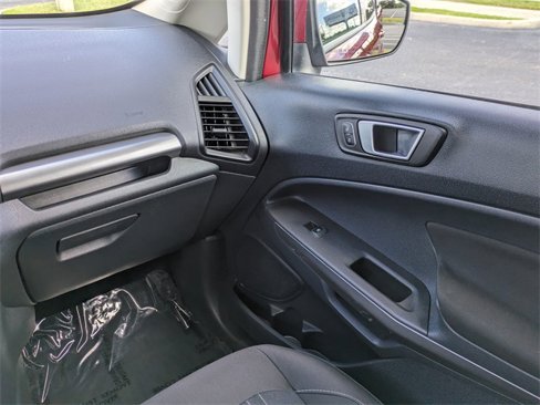 Used 2018 Ford EcoSport SE image 17