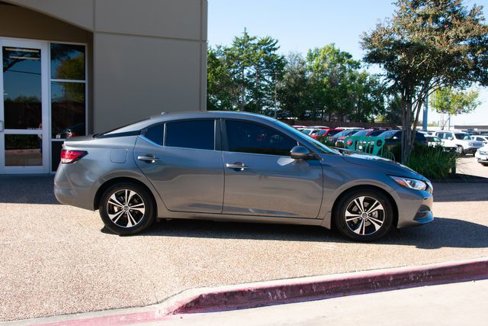 Used 2022 Nissan Sentra SV image 7