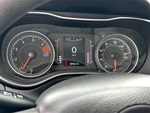 Used 2020 Jeep Cherokee Latitude image 18