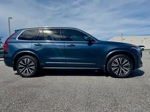 Used 2020 Volvo XC90 T5 Momentum image 7