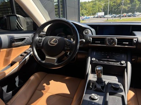 Used 2018 Lexus IS 300 AWD w/ Comfort Package image 39