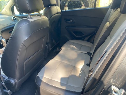 Used 2016 Chevrolet Trax LTZ image 34