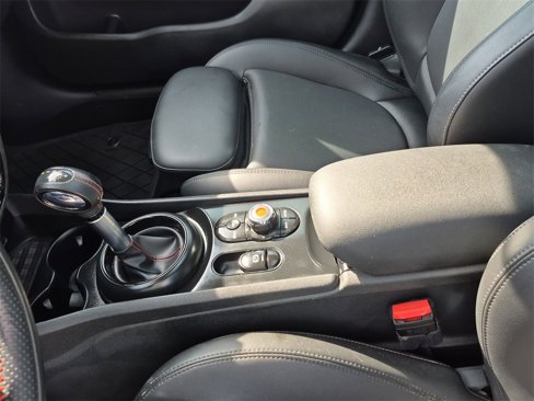 Used 2019 MINI Cooper Clubman S image 27