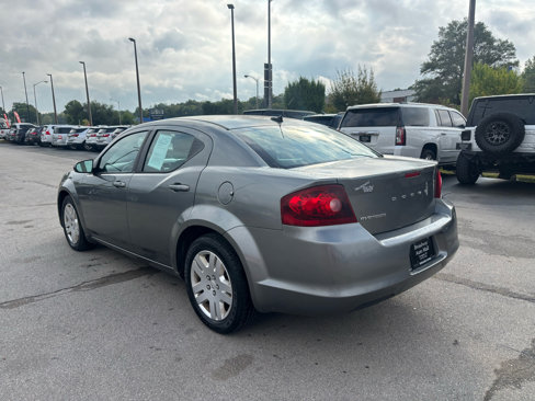 Used 2012 Dodge Avenger SE image 5