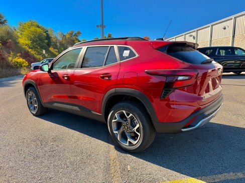 New 2026 Chevrolet Trax LT w/ Driver Confidence Package image 3