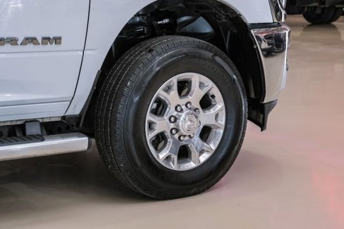 Used 2020 RAM 3500 Tradesman w/ Chrome Appearance Group image 51