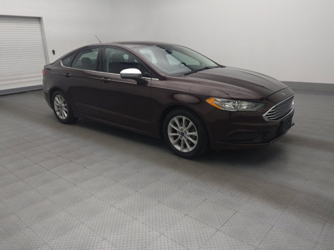 Used 2017 Ford Fusion SE w/ Fusion SE Technology Package image 11