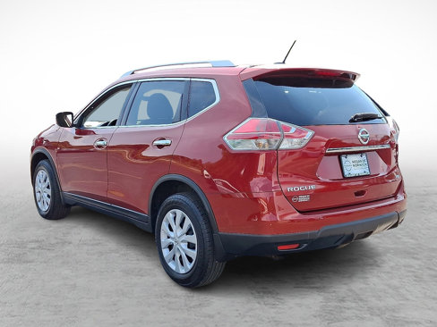 Used 2016 Nissan Rogue S image 4
