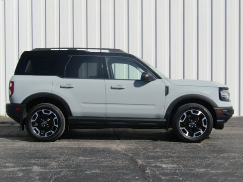 Used 2021 Ford Bronco Sport Outer Banks image 2
