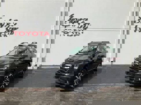 Used 2022 Subaru Outback image 1