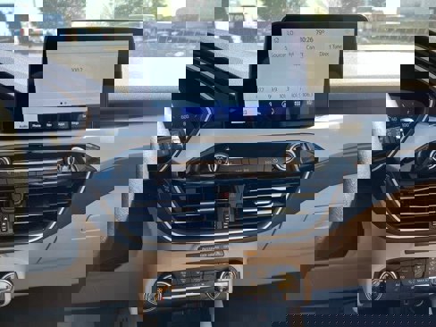 Used 2020 Ford Escape SEL image 14