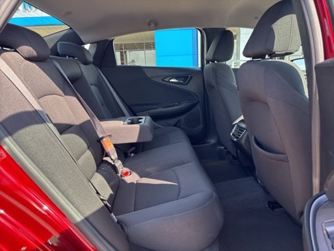 Used 2024 Chevrolet Malibu LT image 11