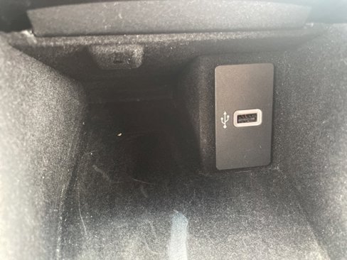 Used 2017 Lincoln MKX Premiere image 26